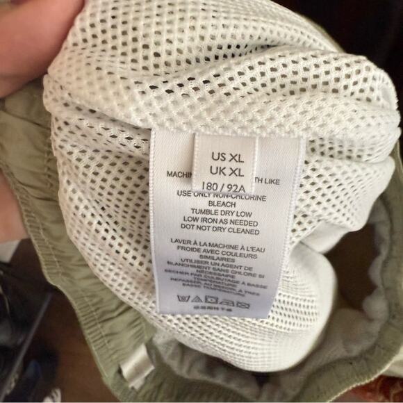 Standard Cloth women's Olive Green Shorts Size 16 Swim Hiking - Picture 3 of 5